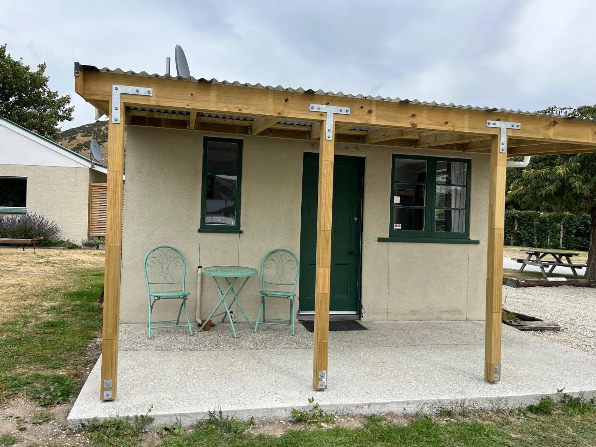 Millers Flat Holiday Park Exterior photo