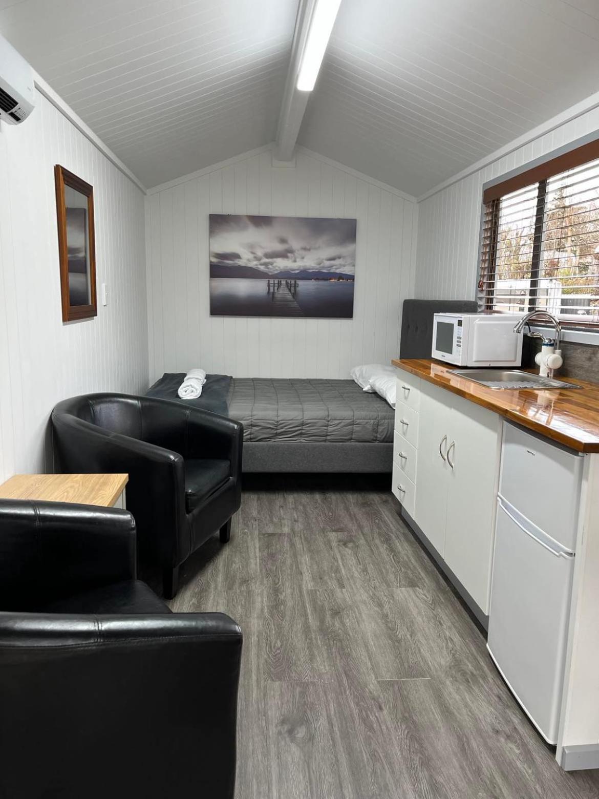 Millers Flat Holiday Park Exterior photo